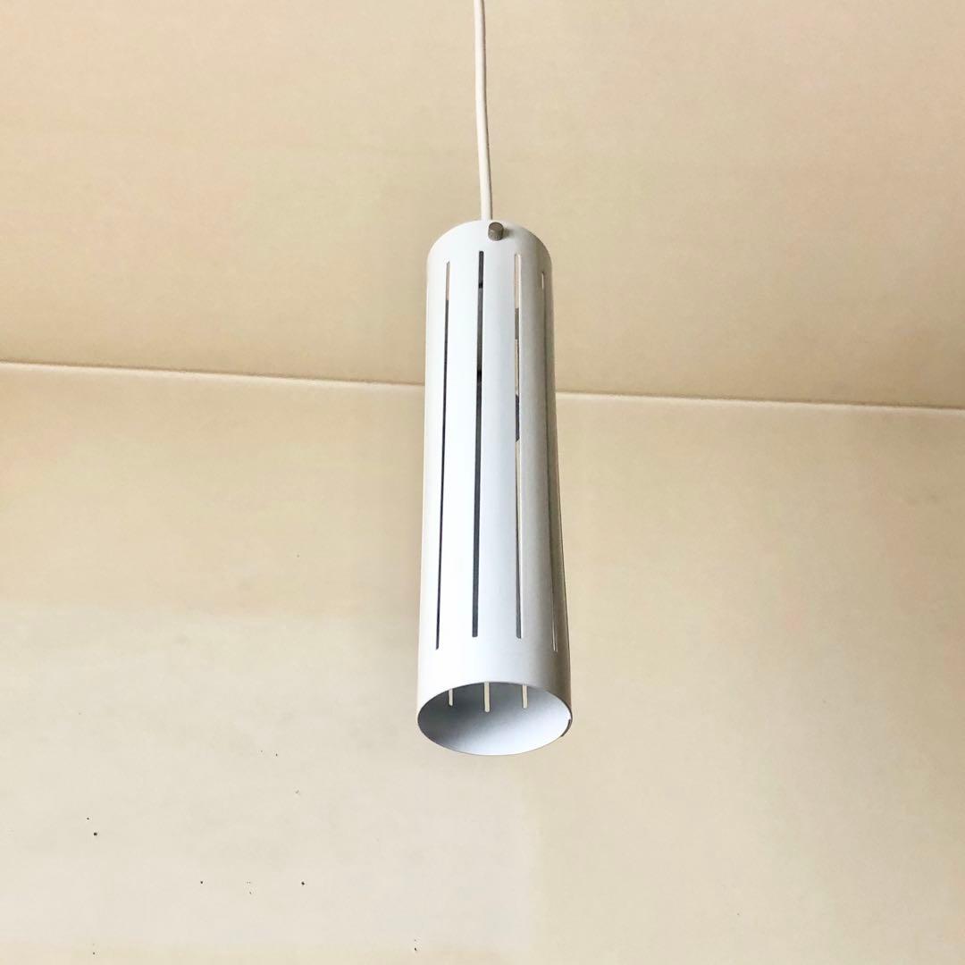 スウェーデン　北欧ビンテージ　ミルキーホワイト　シリンダー型ペンダントランプ