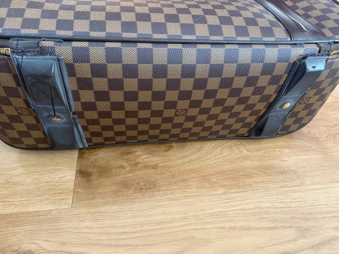 ルイヴィトン ベガス　ダミエ　キャリーケース