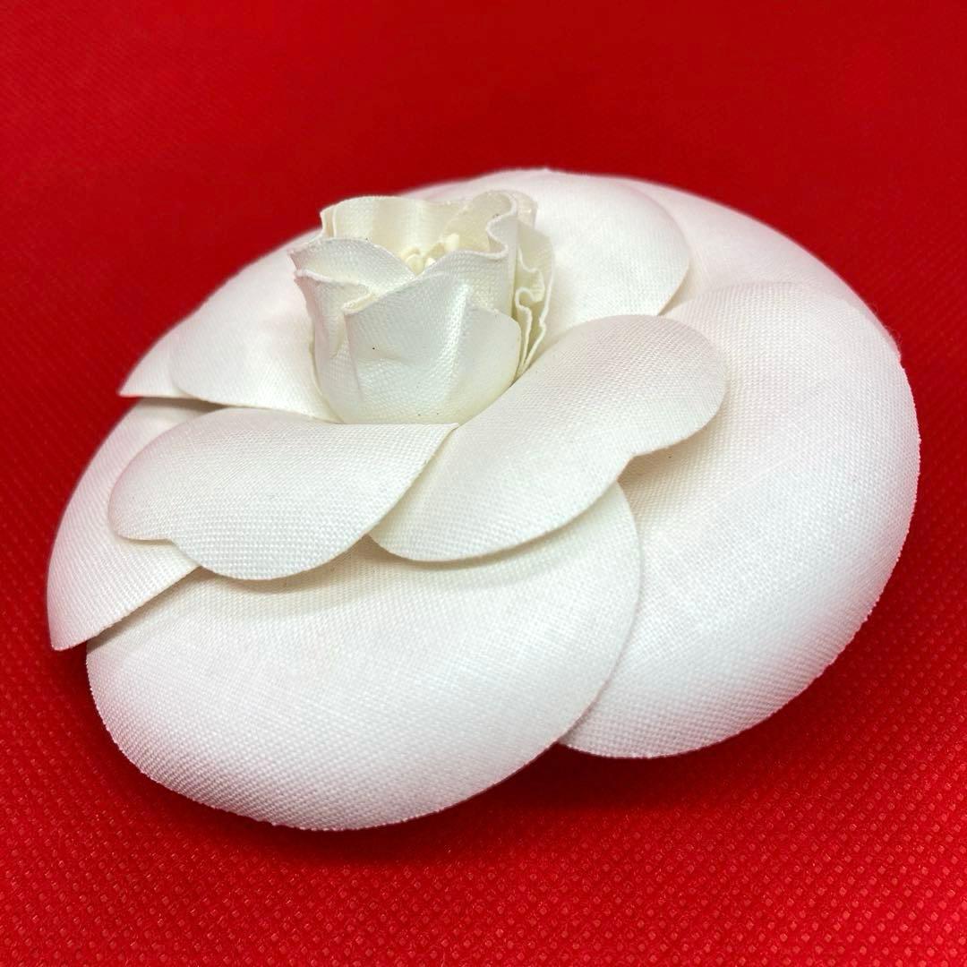 【美品】CHANEL シャネル カメリア コサージュ ホワイト　ヴィンテージ