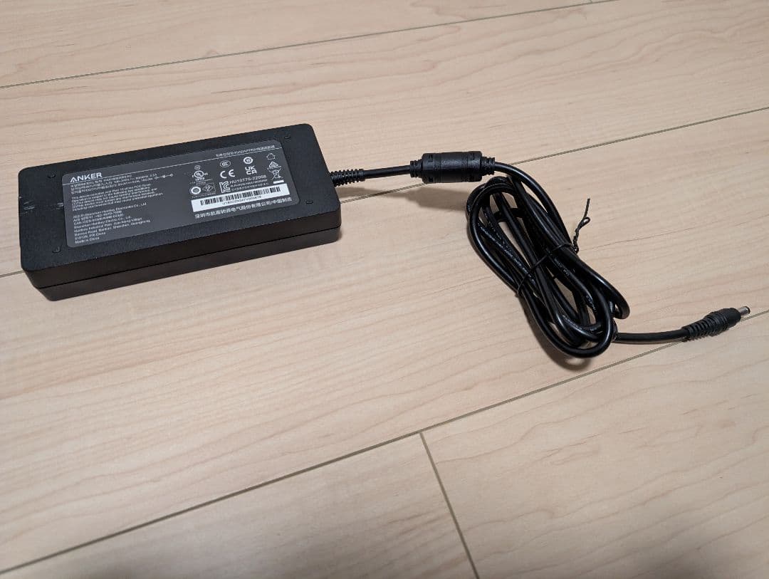 Anker 675 USB-C 12-in-1 ドッキングステーション