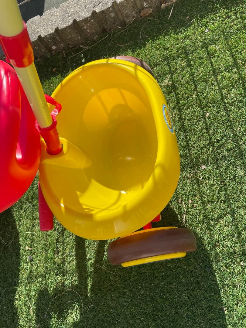 【美品】それいけ！アンパンマン ME 三輪車 押し棒付き