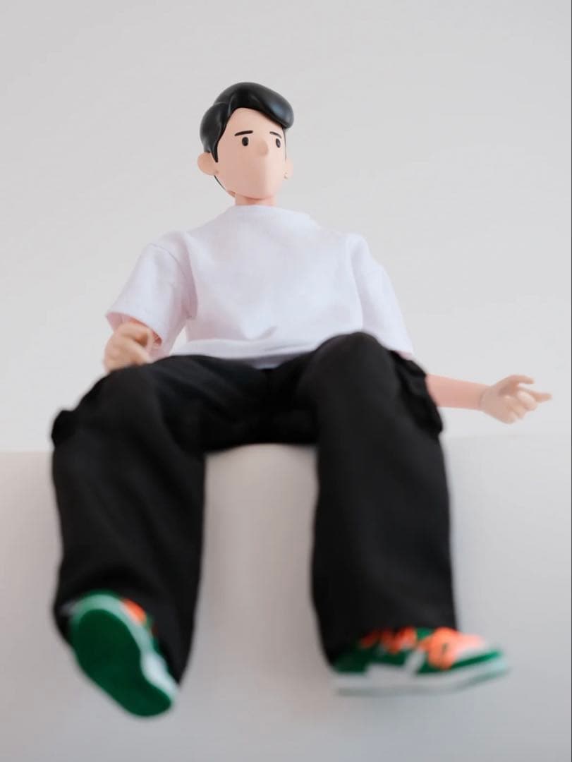 【海外製・入手困難】LGBT可動ボディ シリコンフィギュアドール　34cm前後