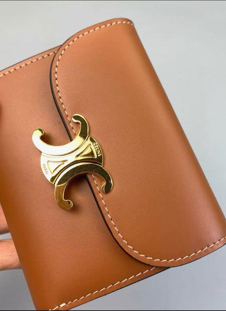 CELINE セリーヌトリオンフ レザー三つ折り 財布 ブラウン