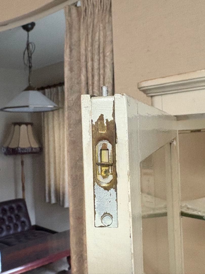 医療用棚　アンティーク　白　ドクターキャビネット