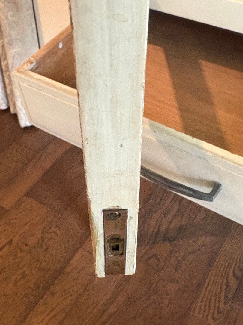 医療用棚　アンティーク　白　ドクターキャビネット