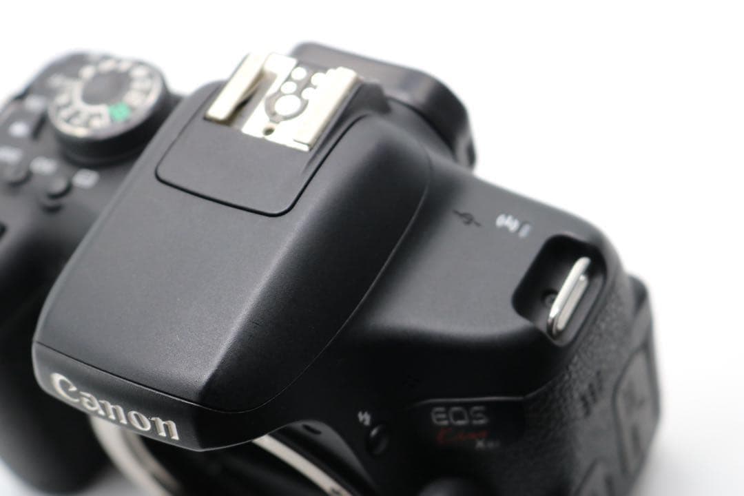 超美品 【Canon EOS Kiss X8i ダブルレンズセット】 安心保証◎