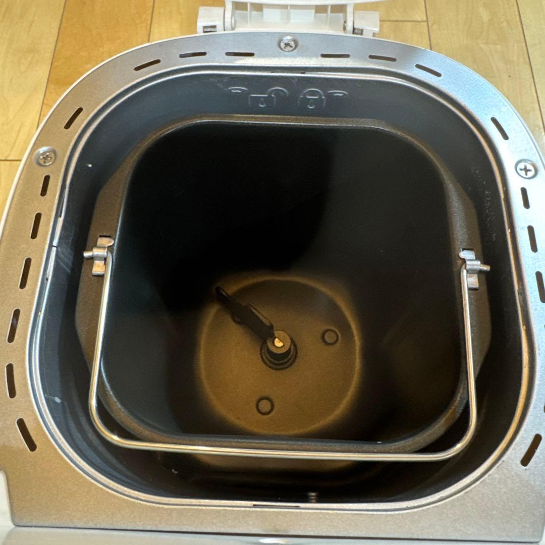 siroca ホームベーカリー　SB-2D151 ホワイト　シロカ