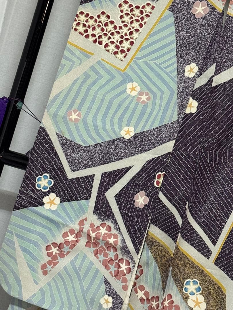 [作家物] 振袖　正絹　成人式　結婚式　紫　水色　たたき　高身長　縮緬　卒業式
