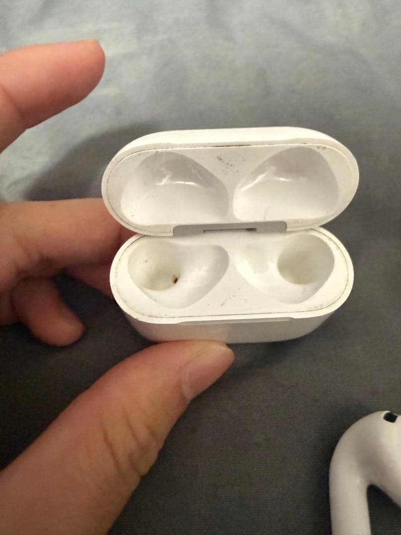 airpods 第4世代　ノイズキャンセリング機能搭載