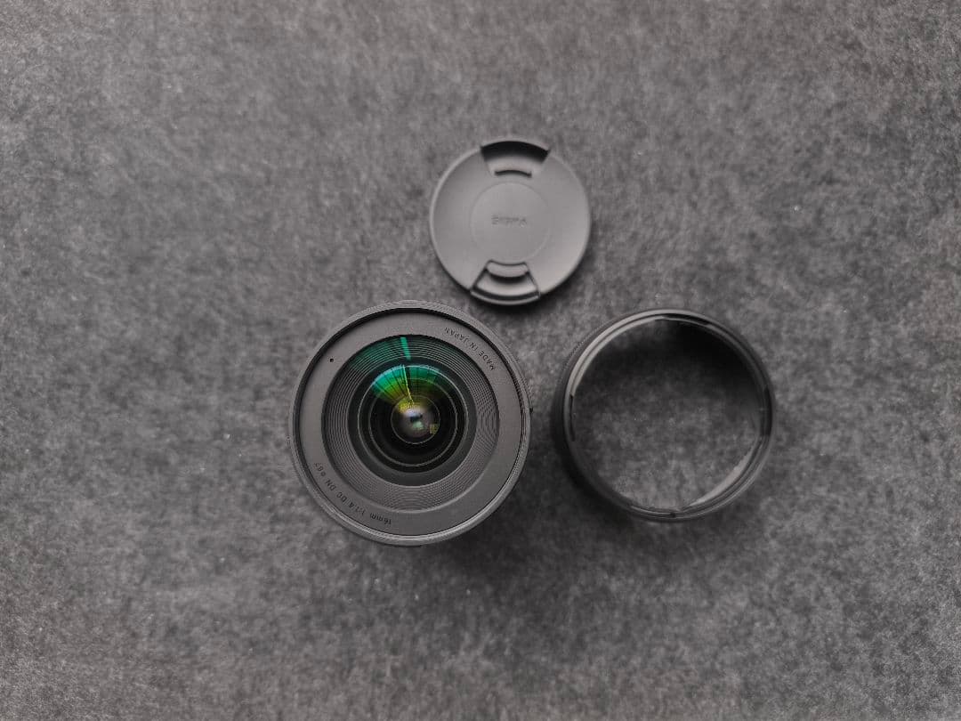 美品【SIGMA 16mm F1.4 DC DN】