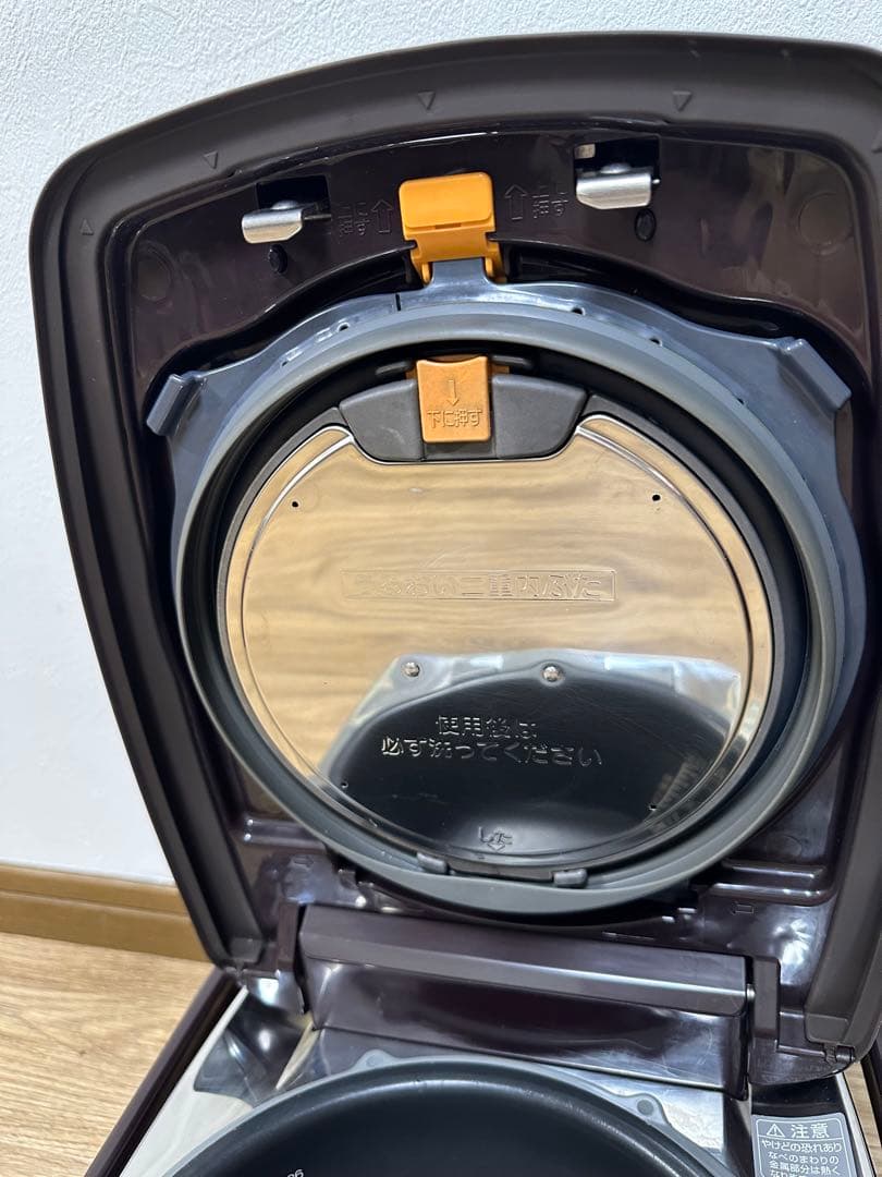 圧力IH炊飯器 NW-AA10 2017年製