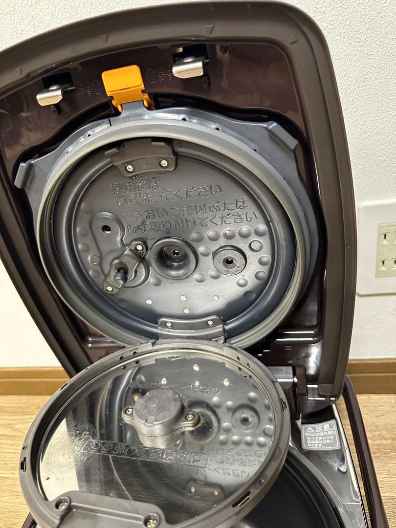 圧力IH炊飯器 NW-AA10 2017年製