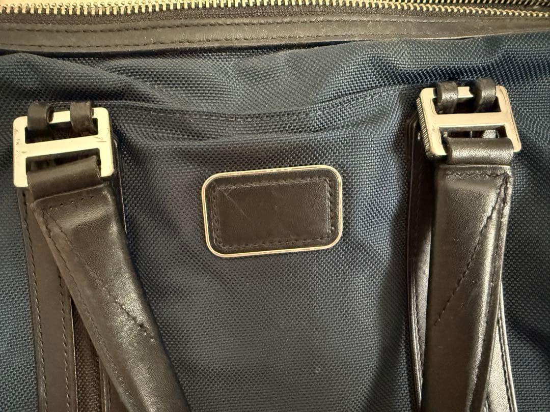 TUMI ネイビー ビジネスバッグ　JARVIS 未使用ストラップ・タグ付き