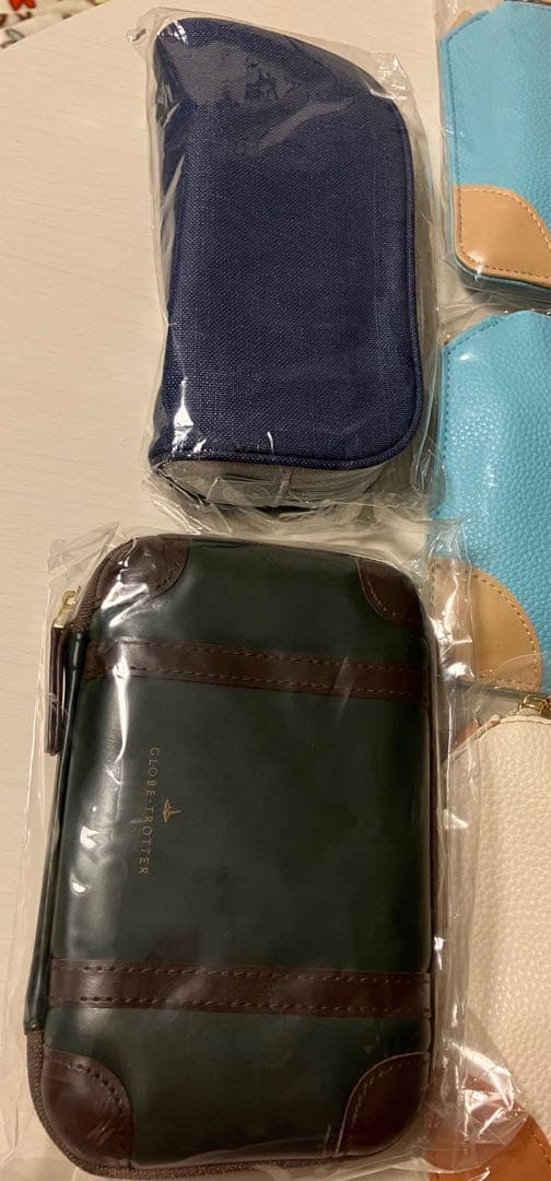 ANAビジネスクラス・ファーストクラスアメニティ ポーチ8個セット