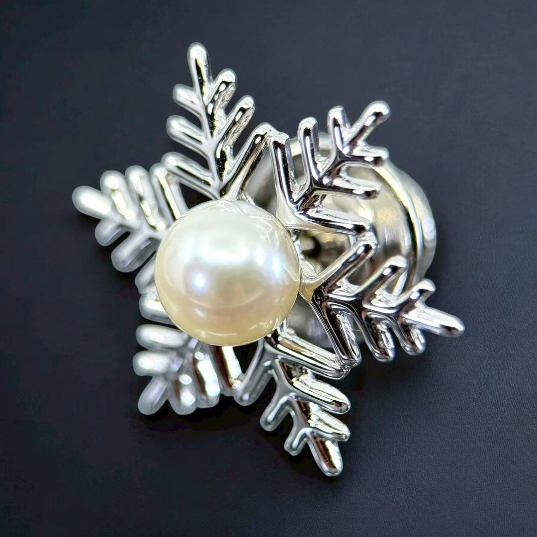 【新品同様】ミキモト　ピンブローチ　バッチ　コサージュ　アコヤ　パール　雪の結晶