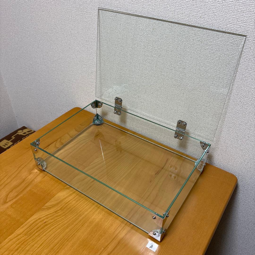 アンティーク風ガラスケース。アクセサリーや雑貨などのディスプレイに！【B】