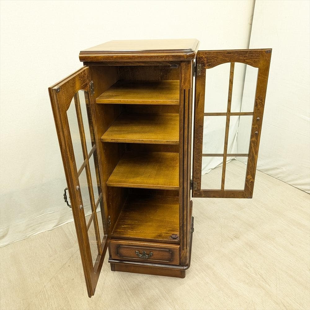 カリモク　コロニアル　天然木　コーナーキャビネット　飾り棚　本棚　食器棚　収納棚