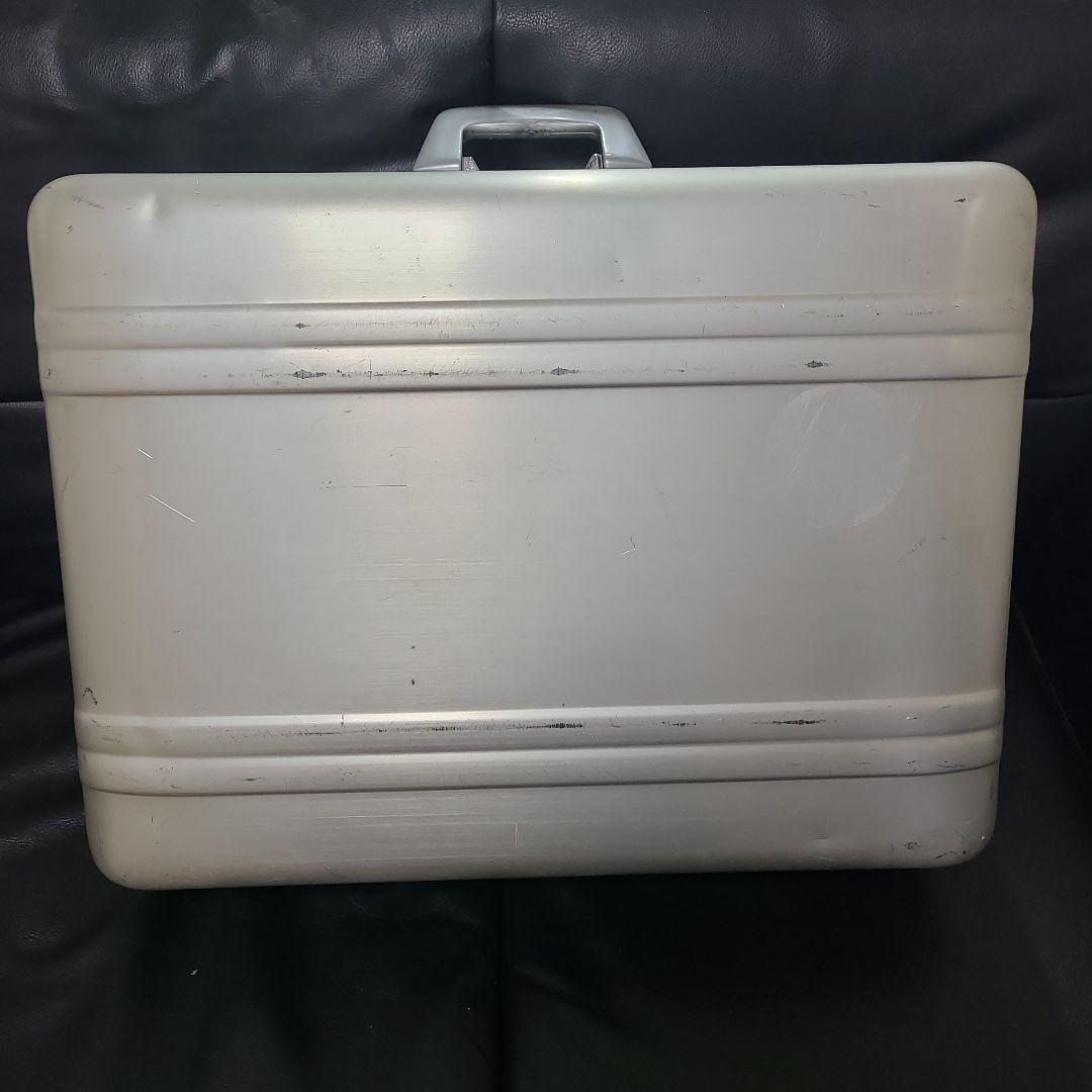 ゼロハリバートン ZERO HALLIBURTON キャリー アタッシ リモワ