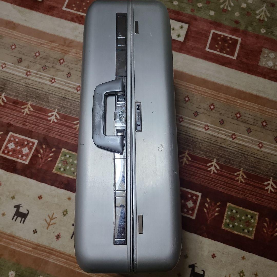 ゼロハリバートン ZERO HALLIBURTON キャリー アタッシ リモワ