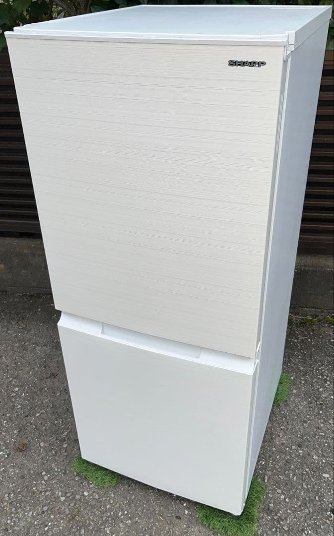 シャープ冷凍冷蔵庫152L付け替えどっちもドア横縞模様自動霜取り機能付き21年製