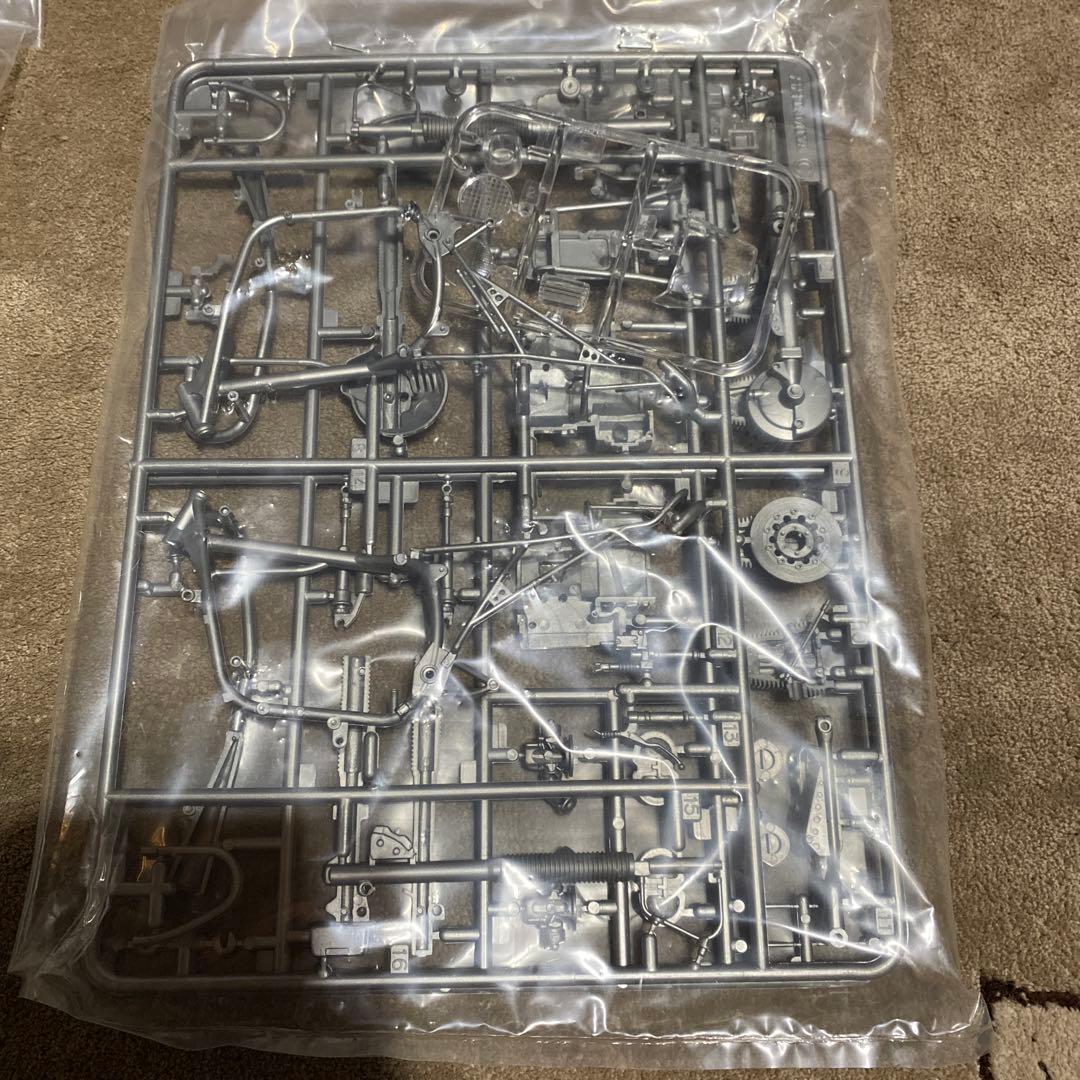 タミヤ 1/12 マルボロ BMW R80G/S w/パリダカライダープラモデル