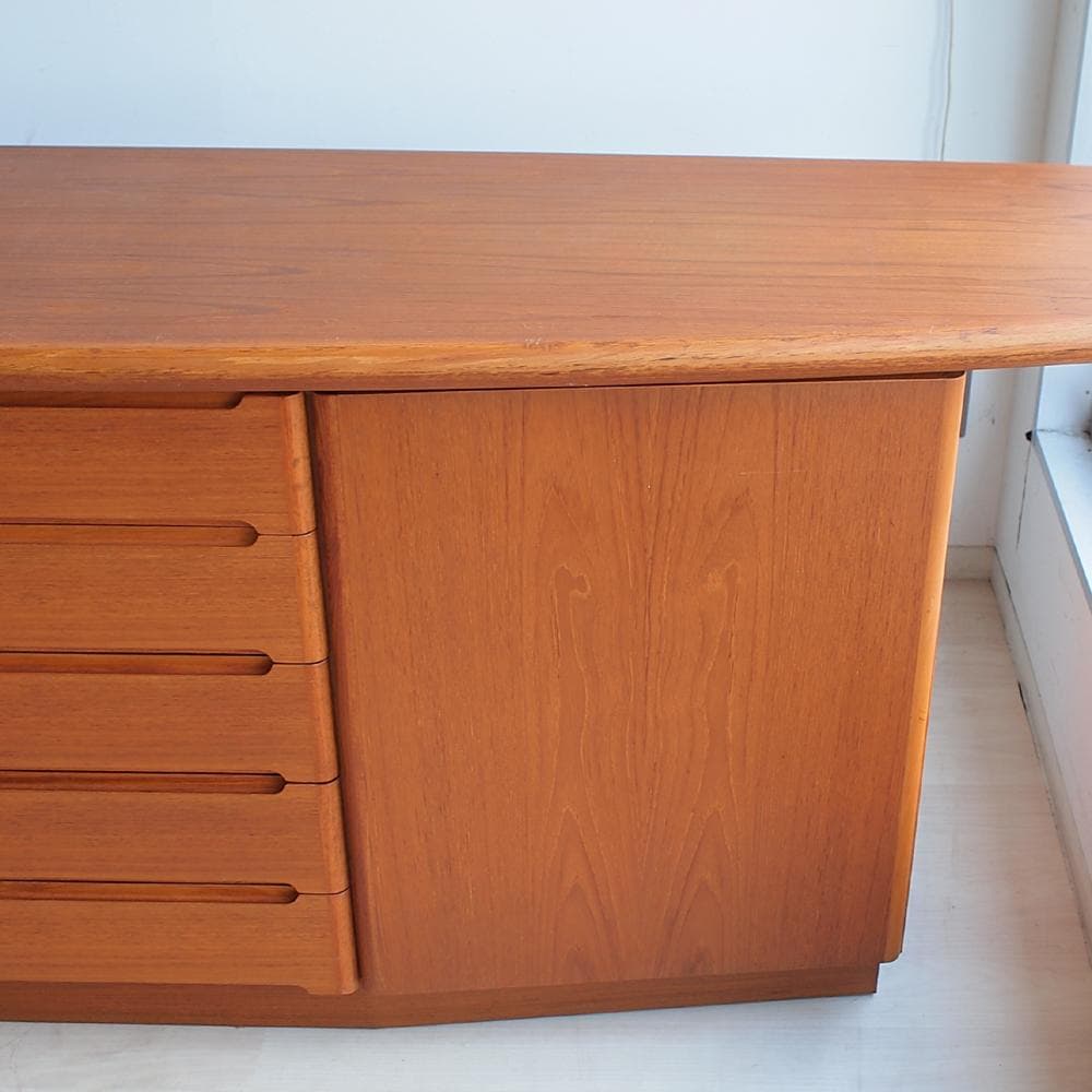 北欧ビンテージ スコービー/Skovby チーク材サイドボード デンマーク