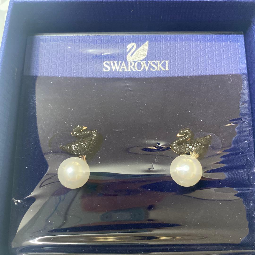 【スワロフスキー】Swan イヤージャケット スワン ブラック 新品未使用 美品