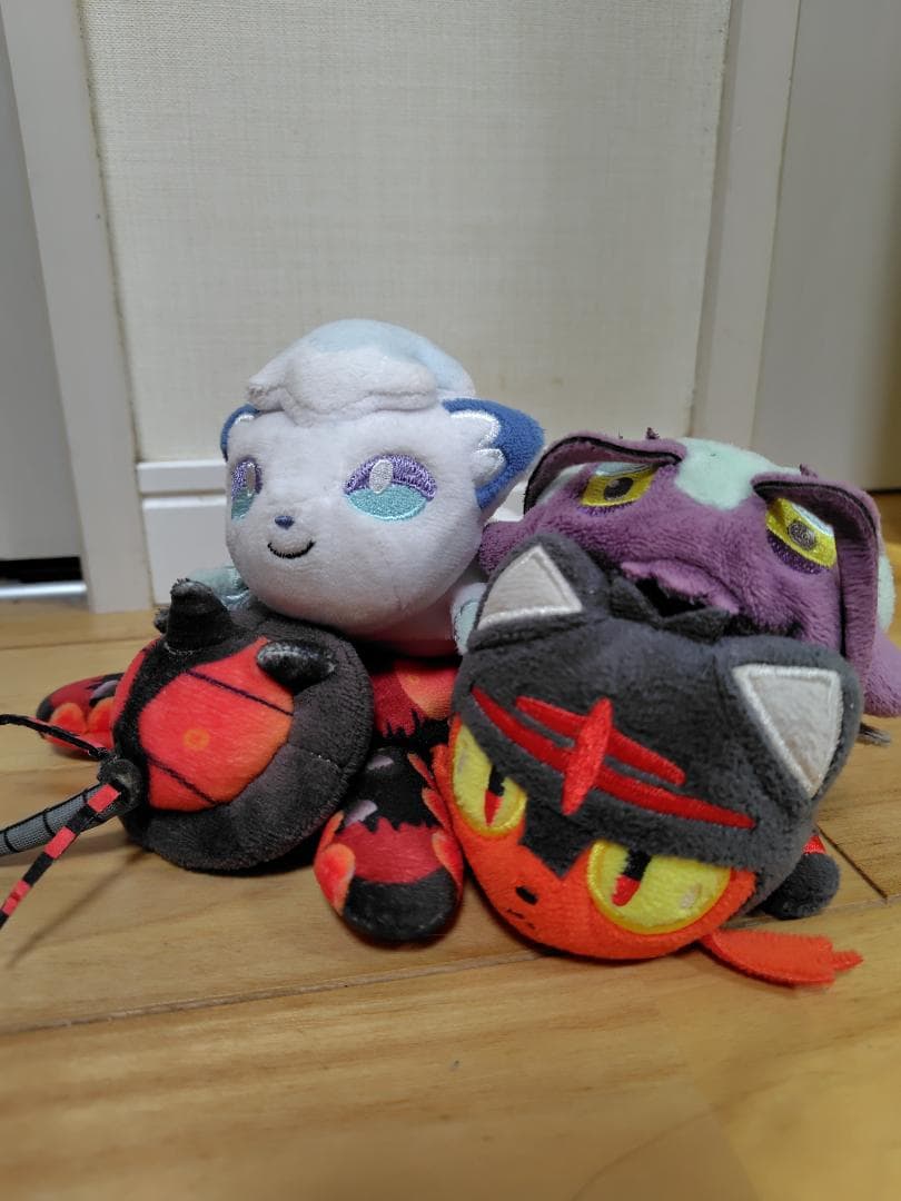 ポケモンくったりぬいぐるみ4枚セット