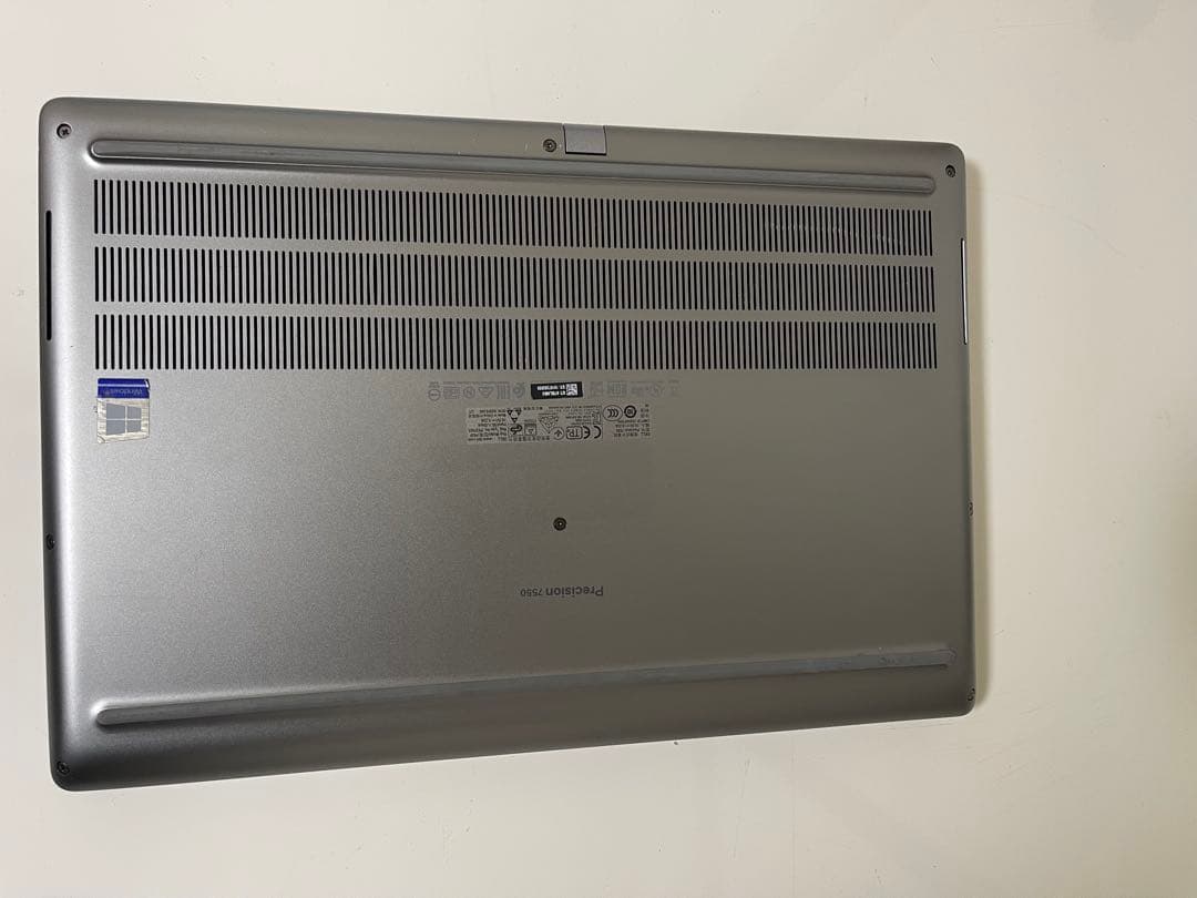 高性能 /バッテリー超優良/DELLPrecision 7550/RTX3000