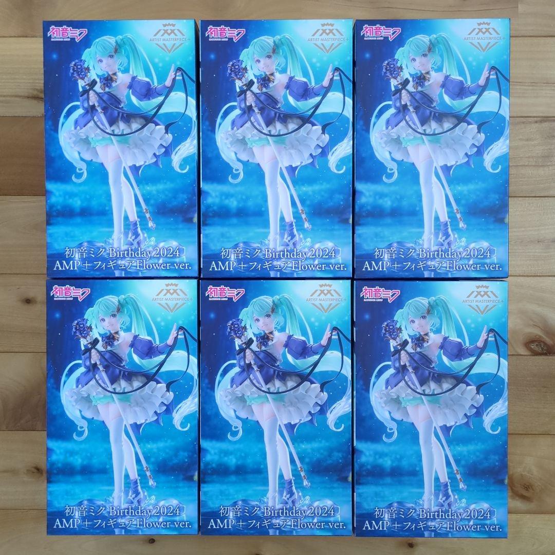 初音ミク　フィギュア　39個セット　猫耳Tシャツ・シナモロール　など