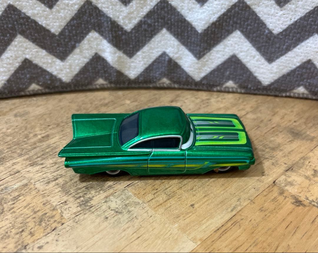 マテル　カーズ　ラモーンパターン違いの7台セット