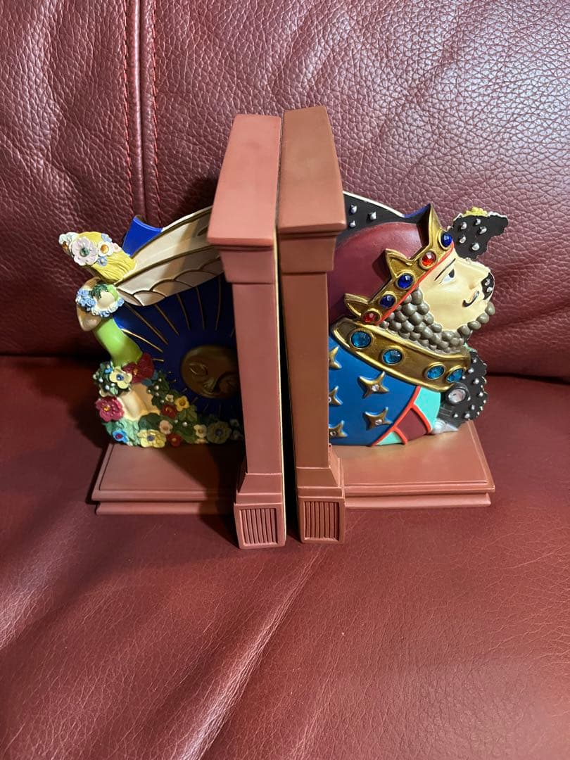 ドワーフの王の夢シリーズ ブックスタンド 「耳をすませば」