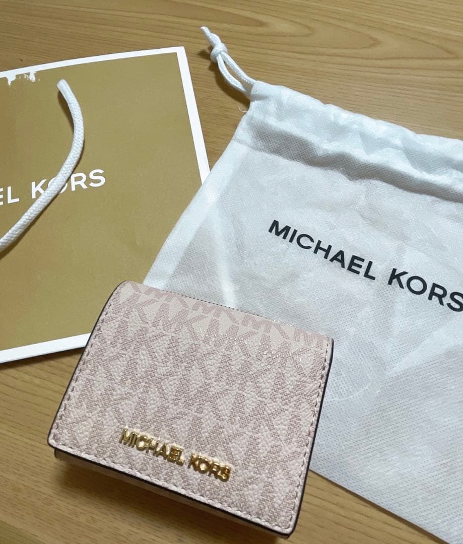 【新品】MICHEAL KORS マイケルコース ピンク系 折り財布