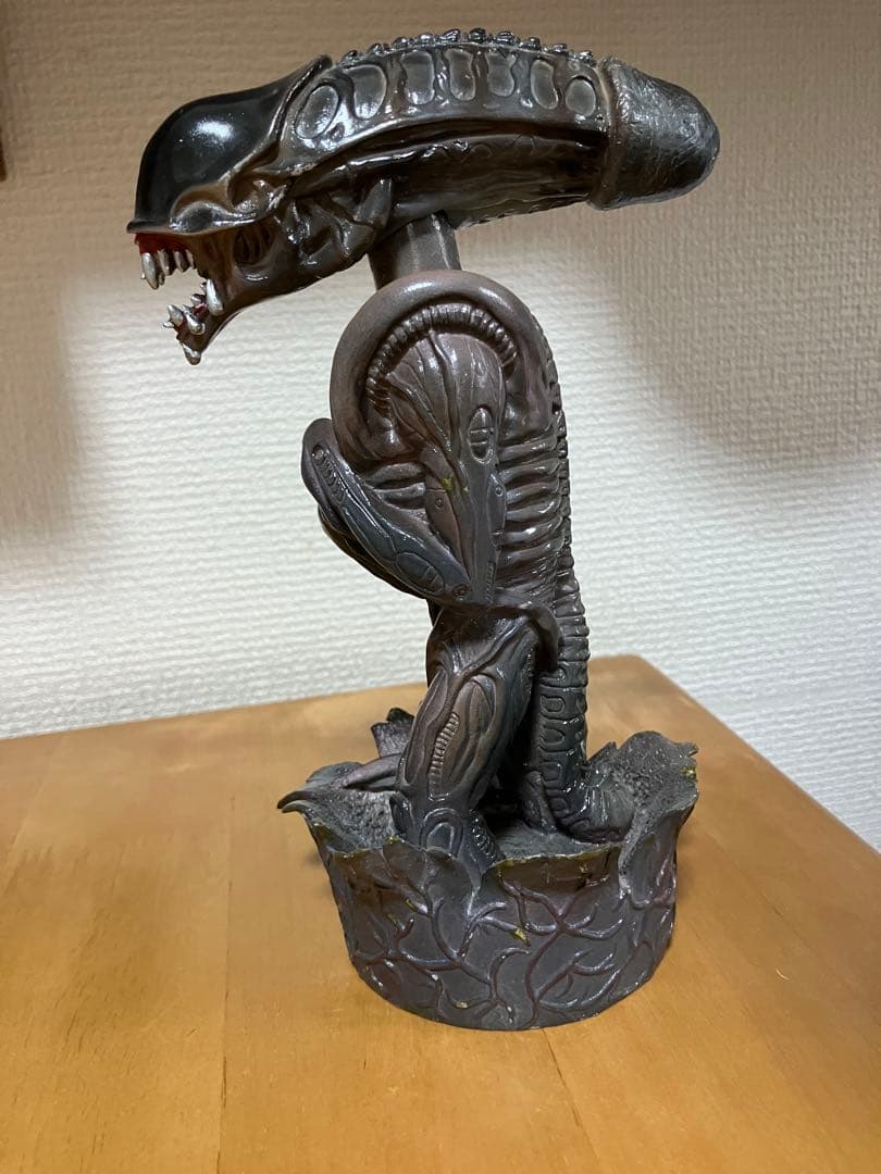エイリアン ウォーリアー ボブルヘッドフィギュア