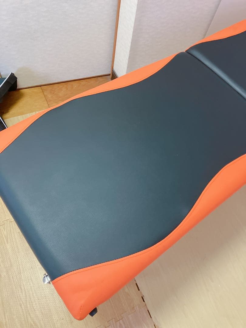 折りたたみ　エステベッド　マッサージベッド　持ち運びカバー付き　組み立て説明書