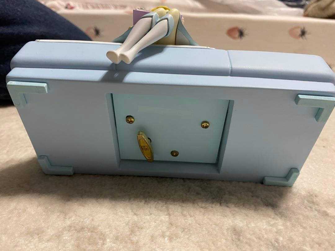 ポケモンセンター リーリエ＆コスモッグ オルゴール フィギュア