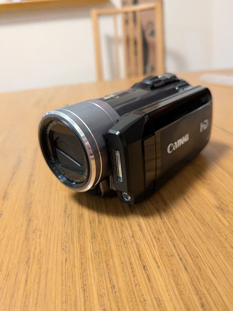 Canon iVIS HF20 ビデオカメラ 本体　動作確認済み