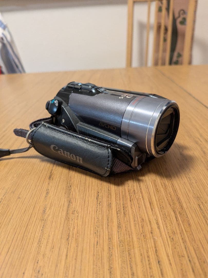 Canon iVIS HF20 ビデオカメラ 本体　動作確認済み