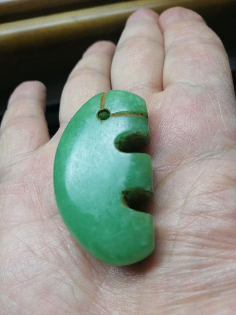 ★古墳期『獣形子持ち翡翠勾玉』出土品。5.0cm。【巨大勾玉】凄い迫力です。