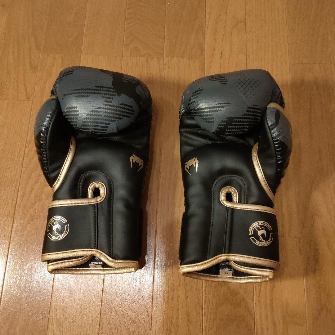 美品 VENUM エリート ボクシング グローブ 14oz ダークカモ/ゴールド