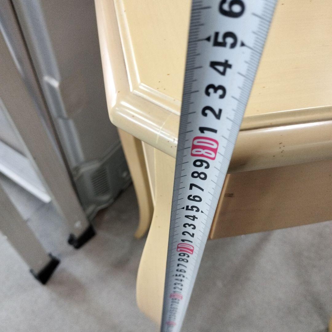 y 輸入家具　アンティーク飾り棚　猫足