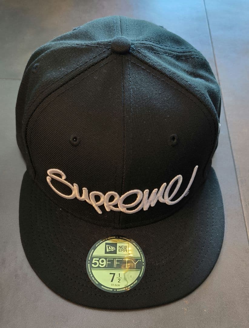 美品！シュプリーム　キャップ