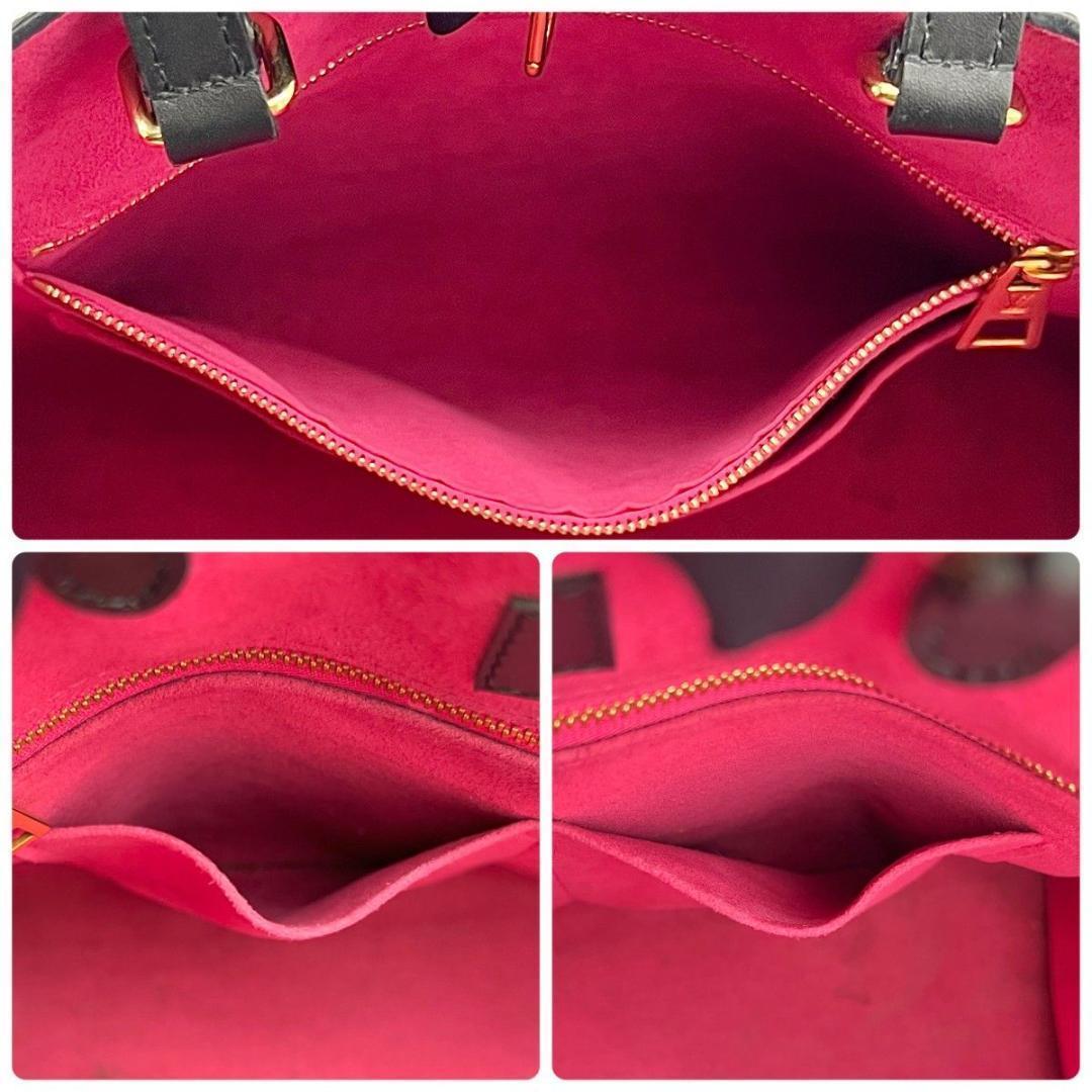 ルイヴィトン オンザゴーMM エピ ショルダー ブラック ピンク トート Lv