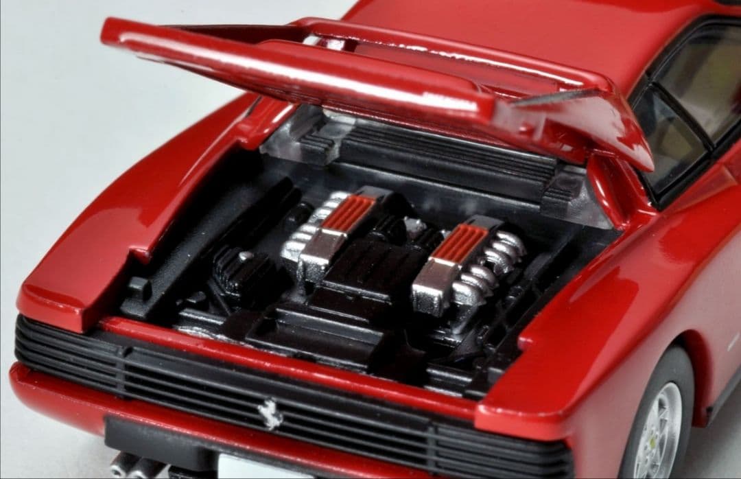 トミカ リミテッドヴィンテージ ネオ フェラーリ テスタロッサ 後期型 (赤)