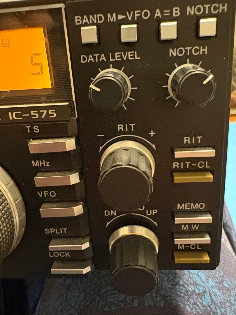 希少 ICOM IC-575 アマチュア無線受信機
