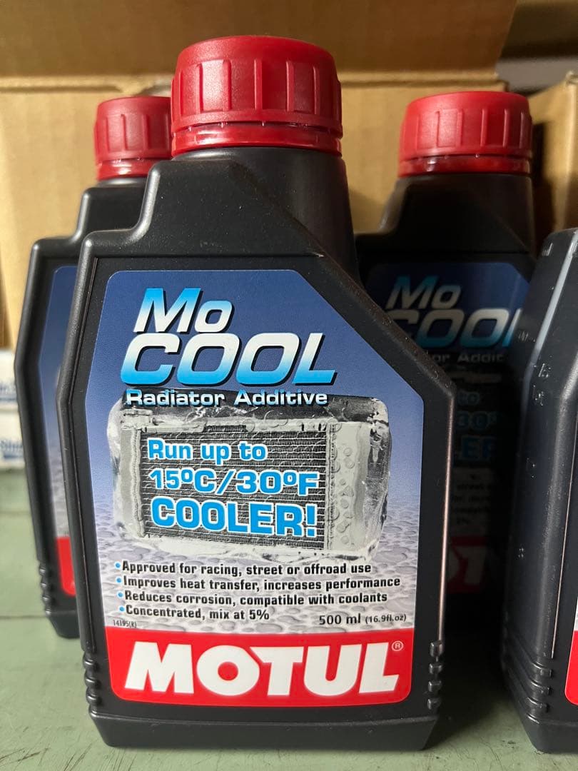 MOTUL MO COOL 500ml 4本　フルード4本