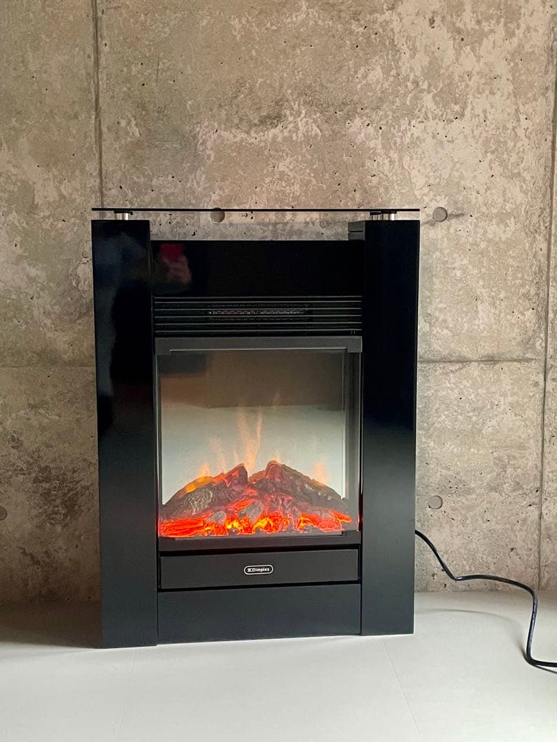 ディンプレス　GISELLA ジゼラ　ブラック　美品 電気暖炉　ファンヒーター