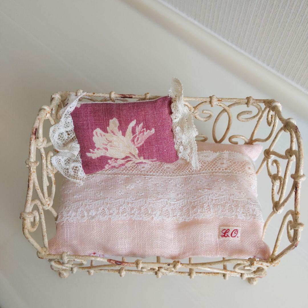 人気作家様　ドール用ベッド　ドールハウス　ぬいぐるみ