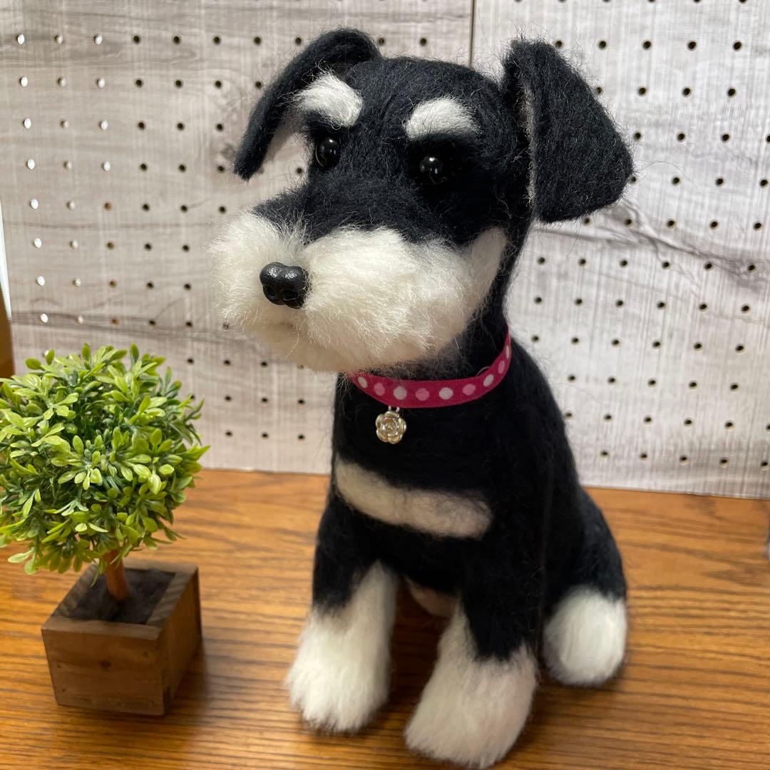 羊毛フェルト　ミニチュアシュナウザー　Mサイズ　3体