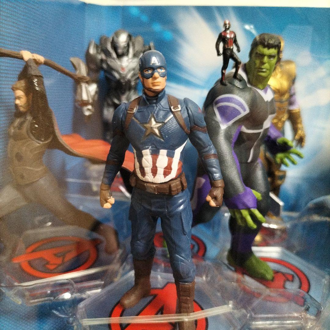 MARVEL アベンジャーズ　９体